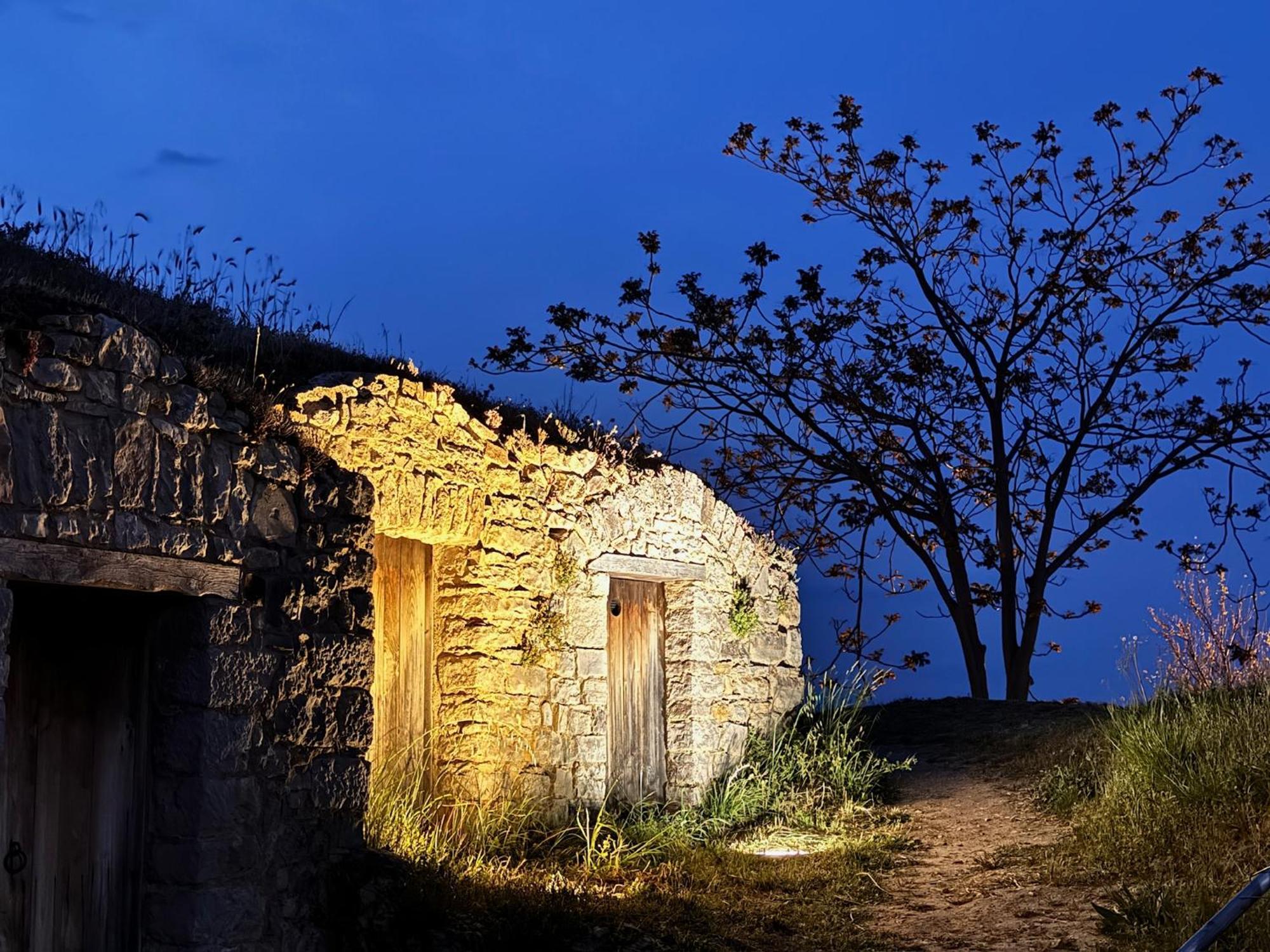 La Casa Dell'Artista Di Vittorio Vertone Pietragalla Экстерьер фото